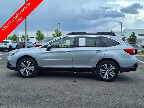 Used 2019 Subaru Outback 2.5i Limited AWD/4WD image 4