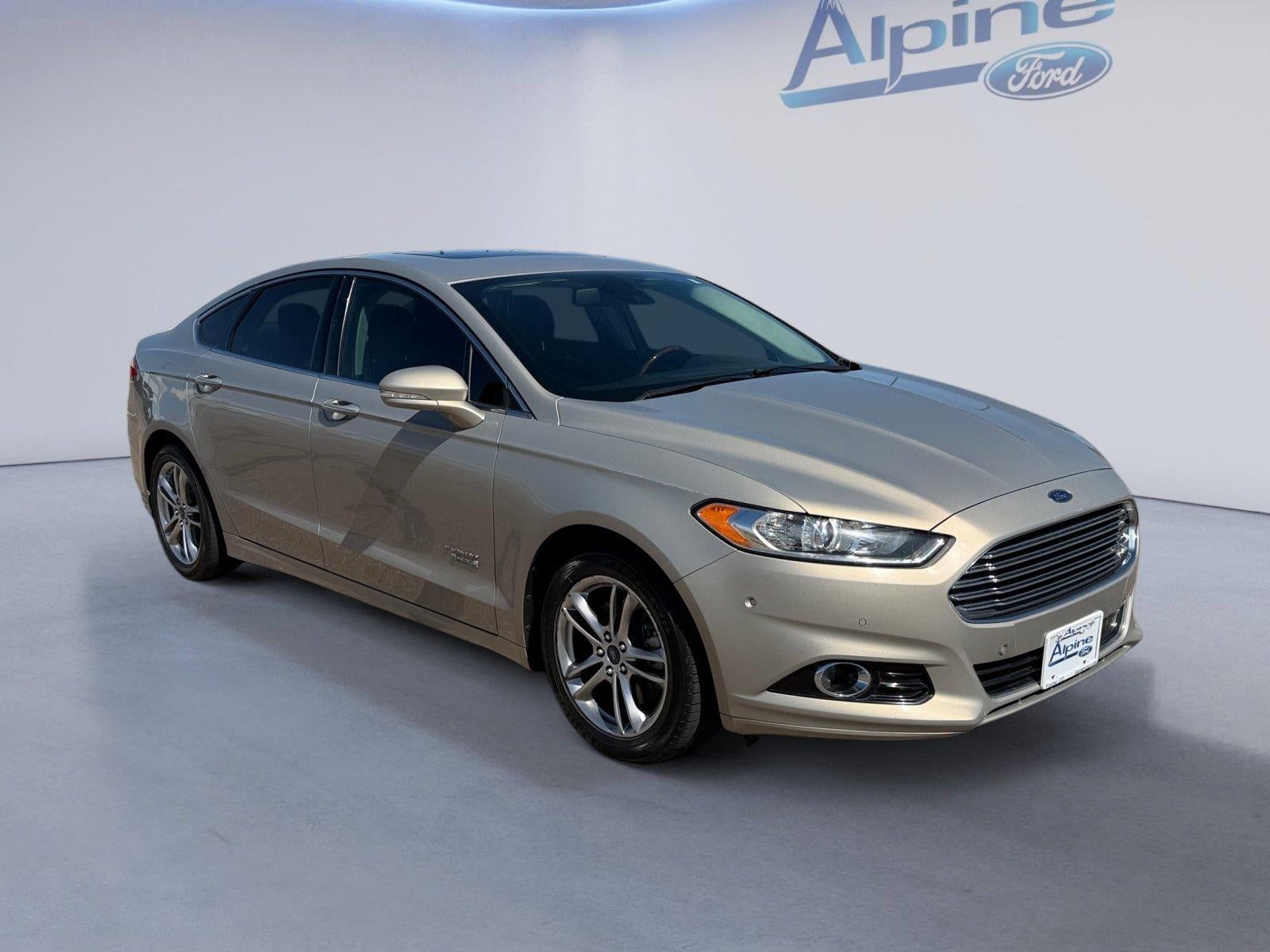 Used 2016 Ford Fusion Energi Titanium w/ Driver Assist Package FWD image 7