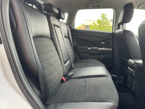 Used 2022 Mitsubishi Outlander Sport SE image 14