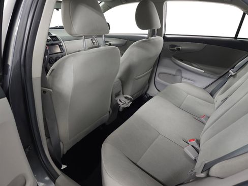 Used 2013 Toyota Corolla LE FWD image 22