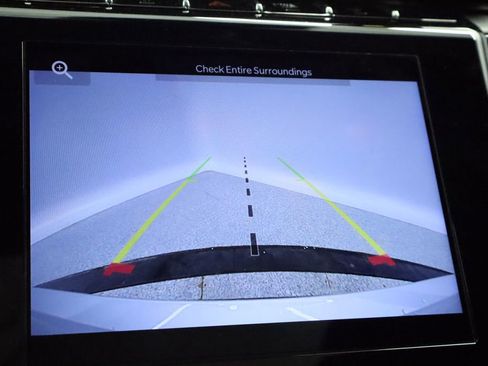 Used 2023 Jeep Grand Cherokee L Laredo image 45