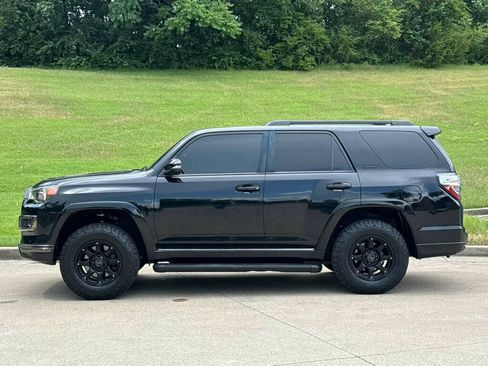 Used 2020 Toyota 4Runner Nightshade AWD/4WD image 7
