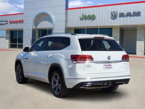Used 2019 Volkswagen Atlas SE w/ Towing Package image 4