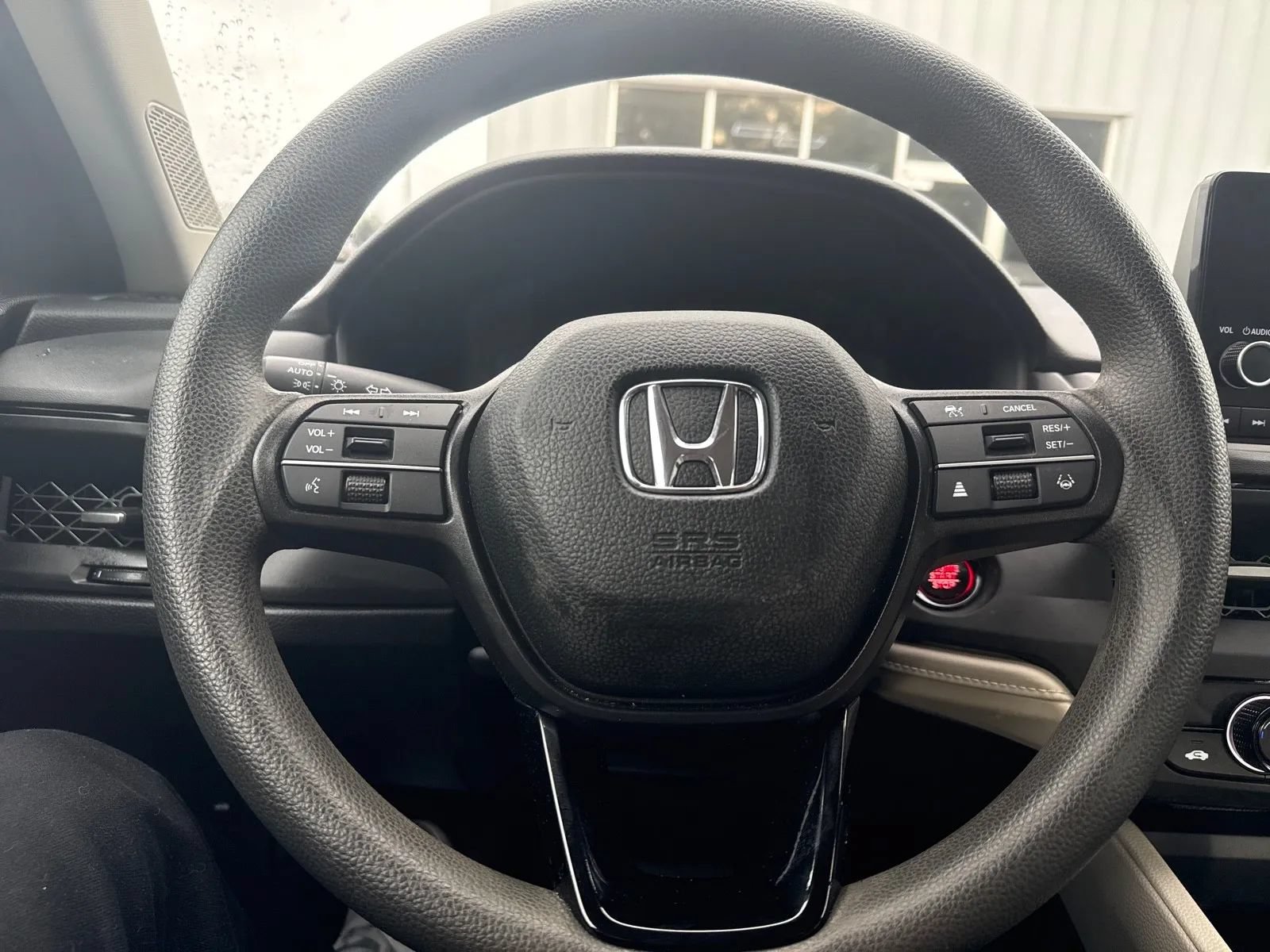 Used 2025 Honda Accord SE image 16