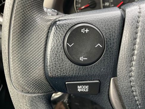 Used 2016 Toyota RAV4 LE image 12