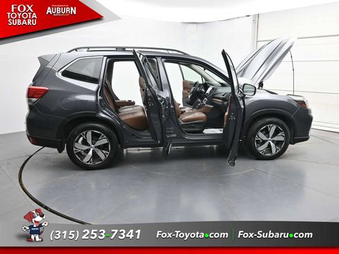 Used 2020 Subaru Forester Touring AWD/4WD image 40