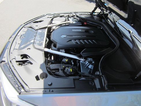 Used 2018 BMW 540i w/ Premium Package image 14