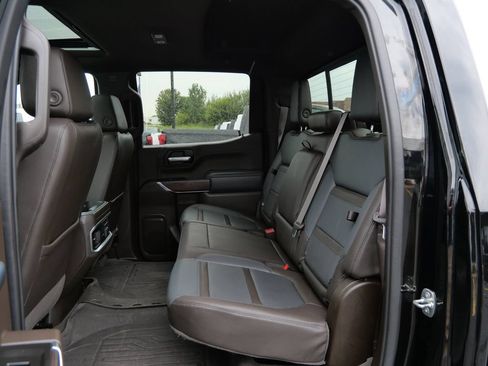 Used 2021 GMC Sierra 1500 Denali w/ Denali Ultimate Package AWD/4WD image 24