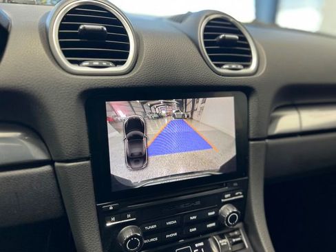 Used 2018 Porsche 718 Boxster S image 56