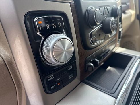 Used 2016 RAM 1500 Laramie w/ Convenience Group image 24