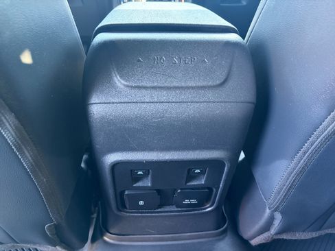Used 2023 Ford Bronco Wildtrak AWD/4WD image 24