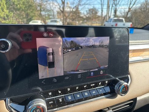 New 2026 GMC Canyon Denali image 18