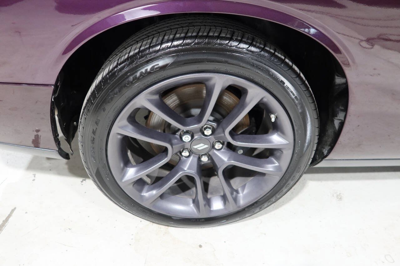 Used 2022 Dodge Challenger R/T Scat Pack w/ Plus Package RWD image 31