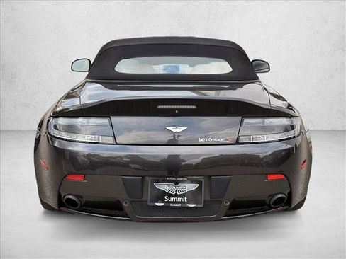 Used 2017 Aston Martin V12 Vantage S RWD image 13