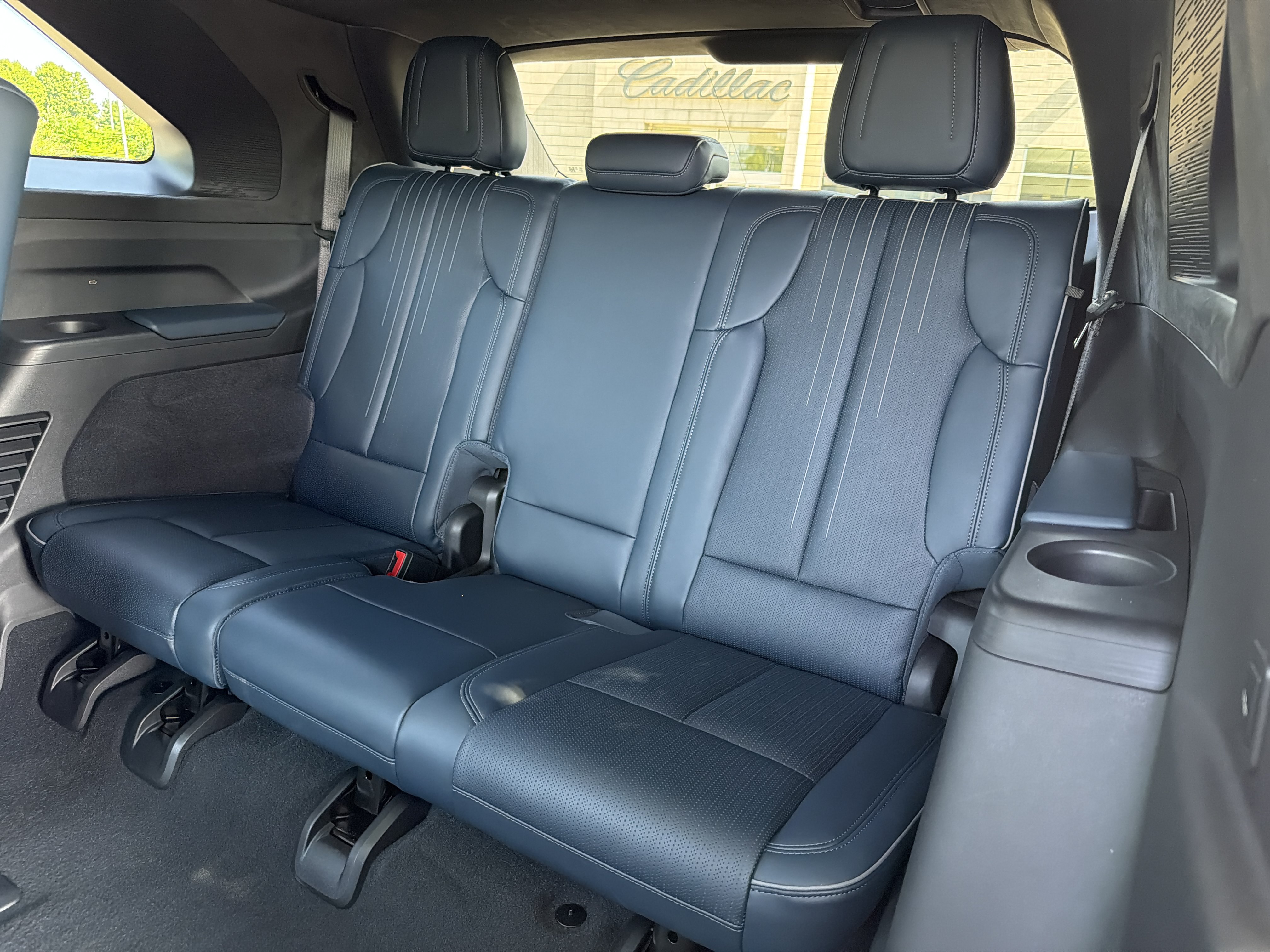 Used 2025 Cadillac Escalade IQ Sport 2 AWD/4WD image 32