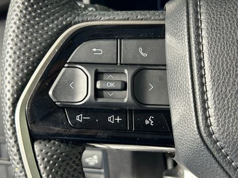 Used 2024 Toyota Sequoia Limited image 33