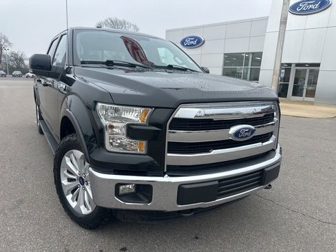 Used 2015 Ford F150 Lariat w/ Equipment Group 501A Mid image 5