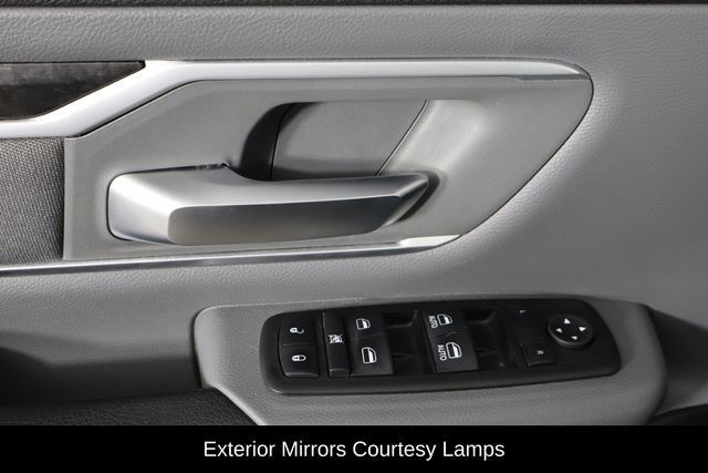 Used 2022 RAM 1500 Big Horn AWD/4WD image 19