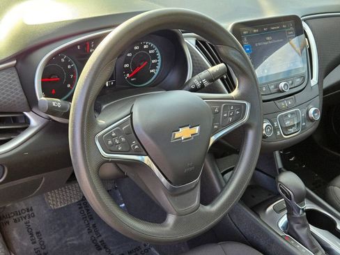Used 2024 Chevrolet Malibu LS FWD image 18