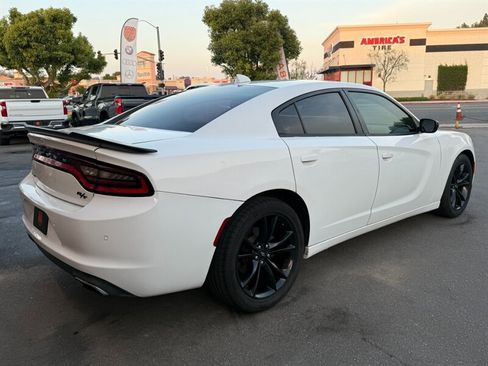 Used 2018 Dodge Charger R/T w/ Beats Audio Group RWD image 12
