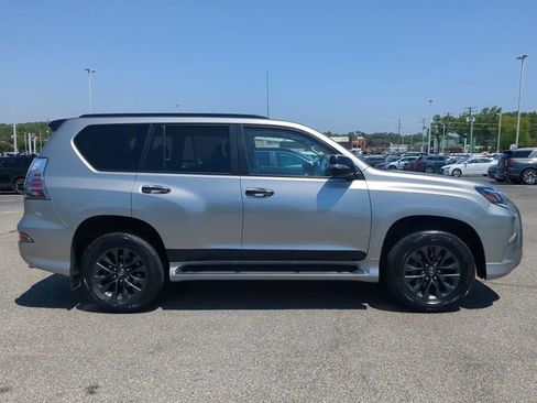Used 2021 Lexus GX 460 Premium w/ Premium Package AWD/4WD image 3