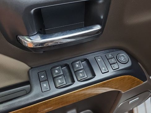 Used 2017 Chevrolet Silverado 1500 LTZ w/ Sport Package image 24