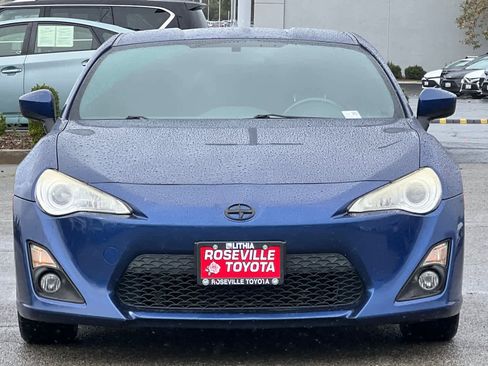 Used 2013 Scion FR-S image 10
