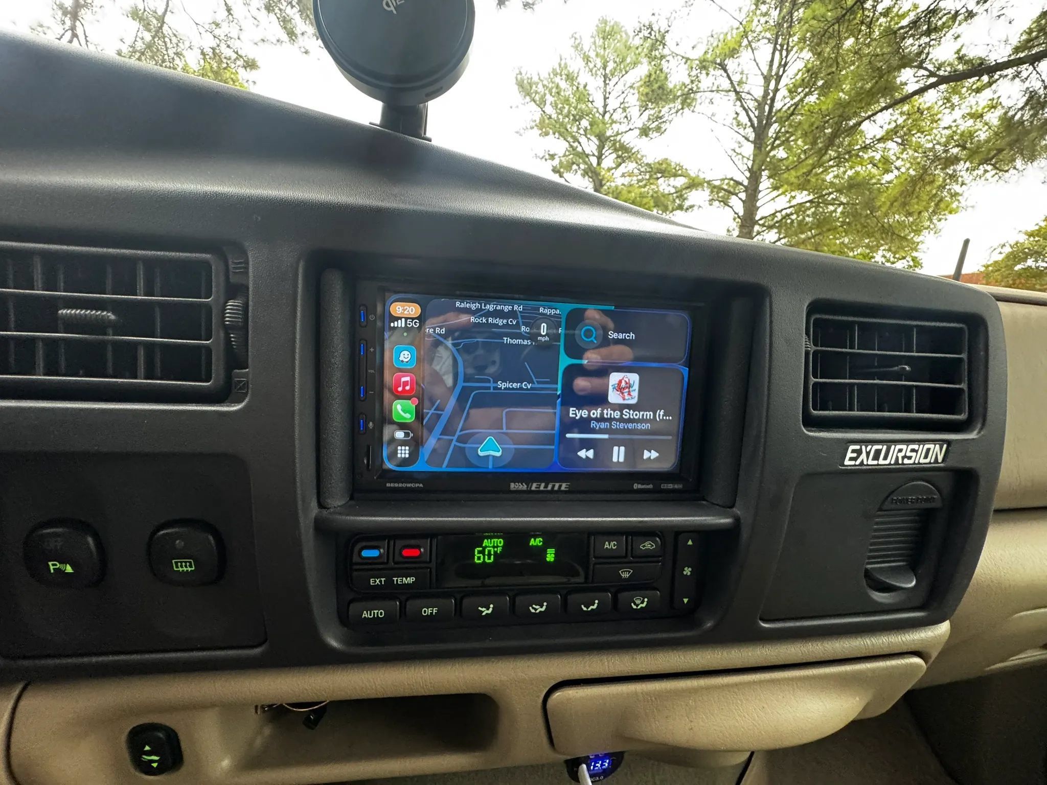 Used 2005 Ford Excursion Limited RWD image 19
