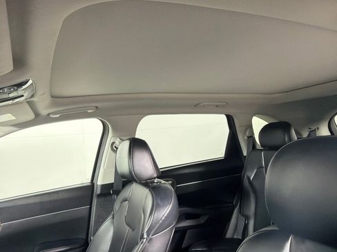 Used 2021 Kia Sorento EX w/ Panoramic Sunroof Package AWD/4WD image 14