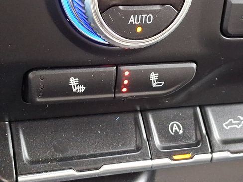 Certified 2021 GMC Sierra 1500 SLE w/ X31 Off-Road Package image 24