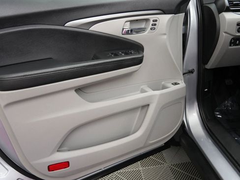 Used 2020 Honda Pilot EX-L image 5