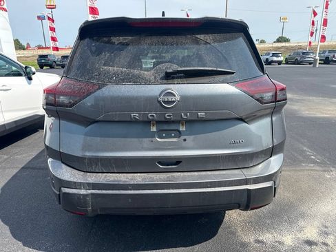 Used 2024 Nissan Rogue S AWD/4WD image 5