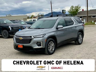 Used 2023 Chevrolet Traverse LT w/ Rear Camera Mirror Package