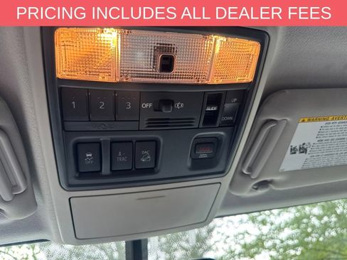 Used 2018 Toyota 4Runner Limited AWD/4WD image 11