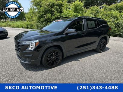 Used 2022 GMC Terrain SLE w/ Driver Convenience Package