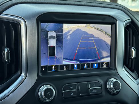 Used 2023 GMC Sierra 3500 SLT w/ SLT Preferred Package image 27