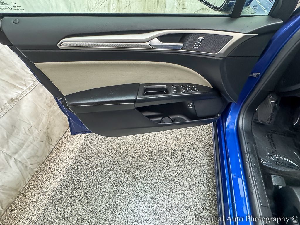 Used 2018 Ford Fusion S FWD image 19