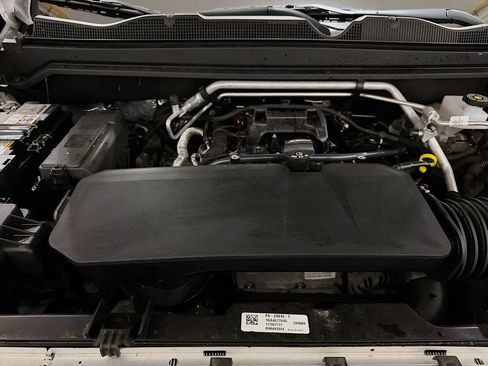 Used 2024 Chevrolet Colorado LT w/ LT Convenience Package AWD/4WD image 24