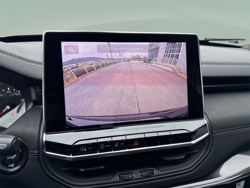 New 2026 Jeep Compass Latitude image 12