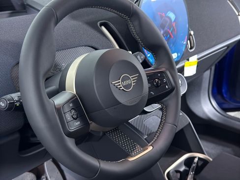 Certified 2025 MINI Cooper Countryman S AWD/4WD image 10