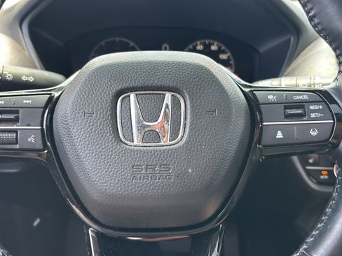 Certified 2025 Honda HR-V EX-L image 33