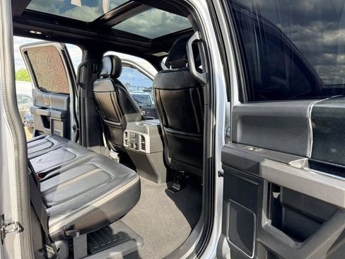 Used 2021 Ford F250 Platinum w/ FX4 Off-Road Package AWD/4WD image 19