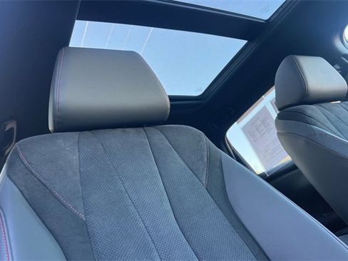 Certified 2025 Acura ADX A-Spec image 19