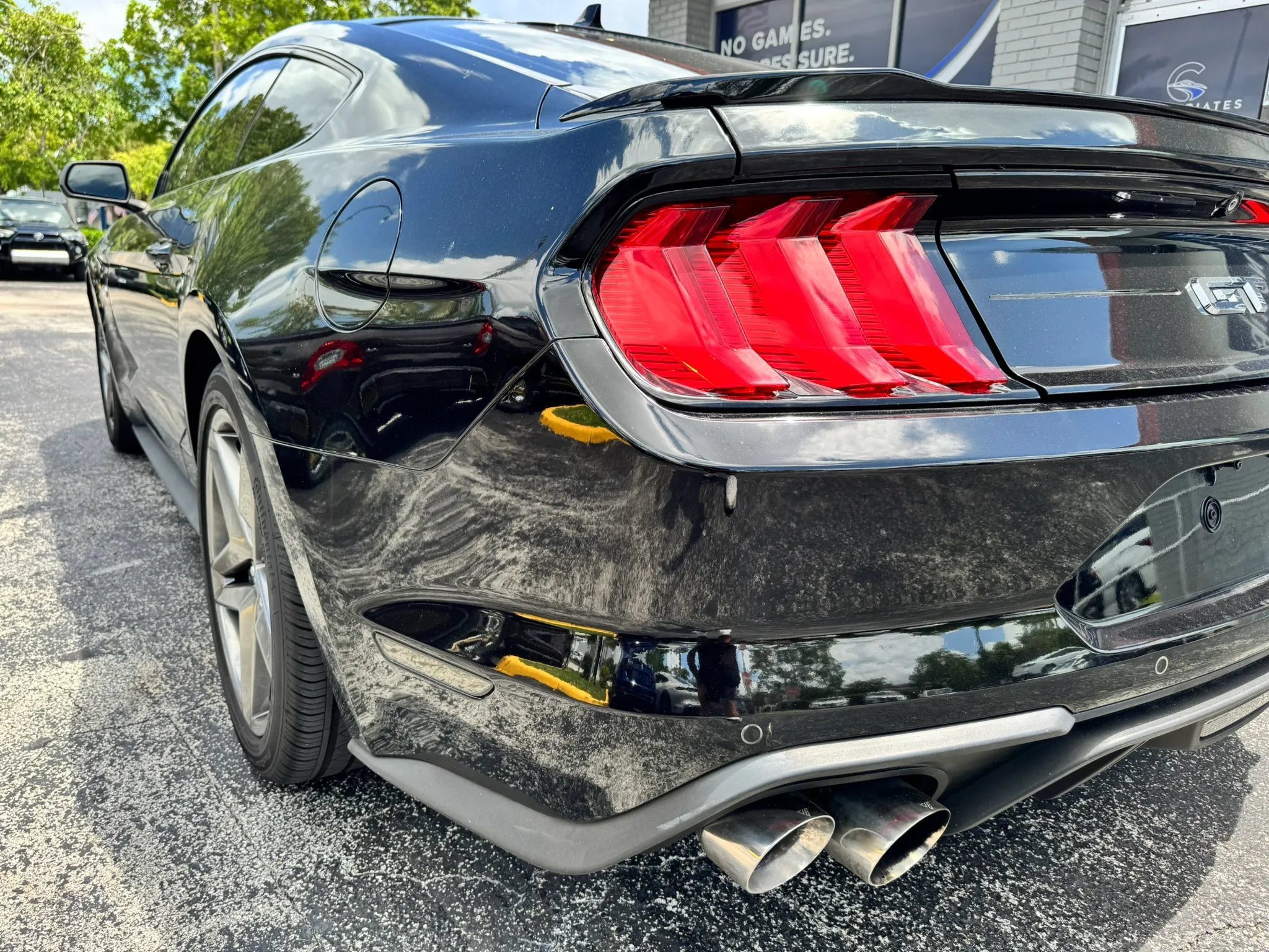 Used 2021 Ford Mustang GT RWD image 12