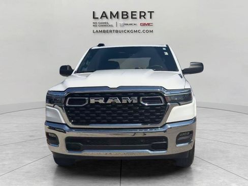 Used 2025 RAM 1500 Big Horn AWD/4WD image 8