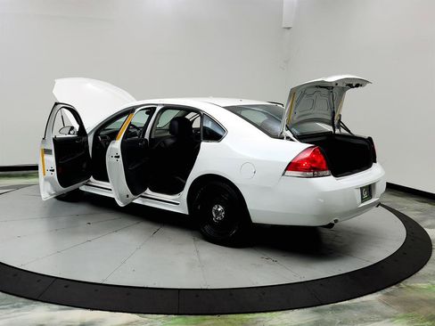 Used 2016 Chevrolet Impala Police FWD image 12