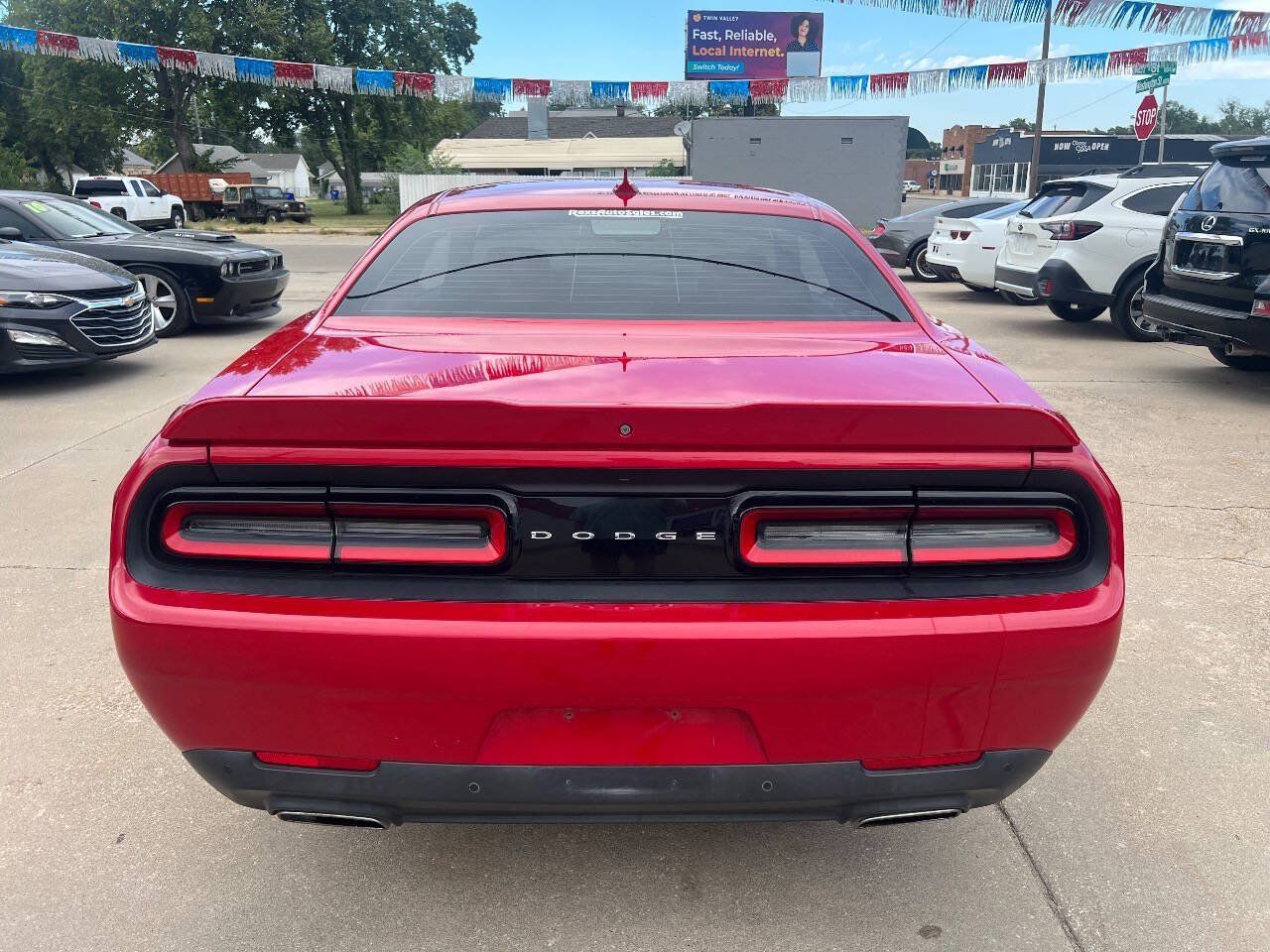 Used 2017 Dodge Challenger SXT Plus RWD image 7