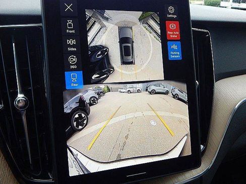 New 2026 Volvo XC60 T8 Plus w/ Protection Package Premier AWD/4WD image 21