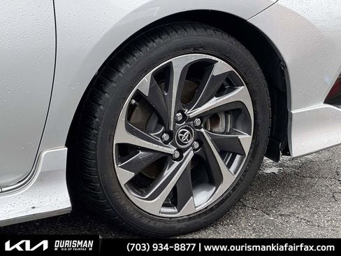 Used 2018 Toyota Corolla iM image 31