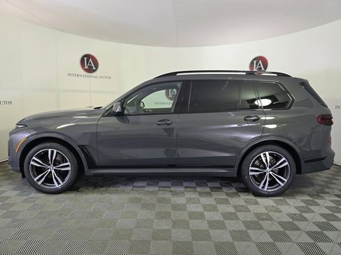 Certified 2023 BMW X7 xDrive40i w/ M Sport Package image 6